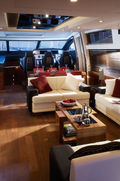 Seashine Yacht Management & Boat Cleaning Interior Cleaning